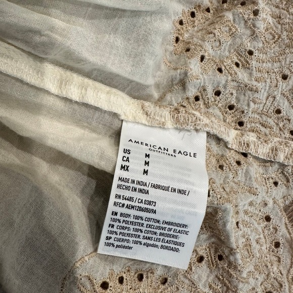 American Eagle Outfitters‎ Cream Smocked Tiered Eyelet Peplum Blouse Size medium - Picture 4 of 9